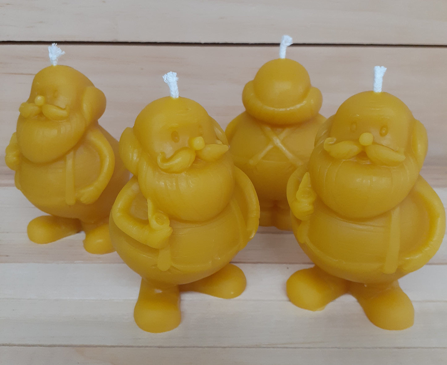 Beeswax Santa Candle