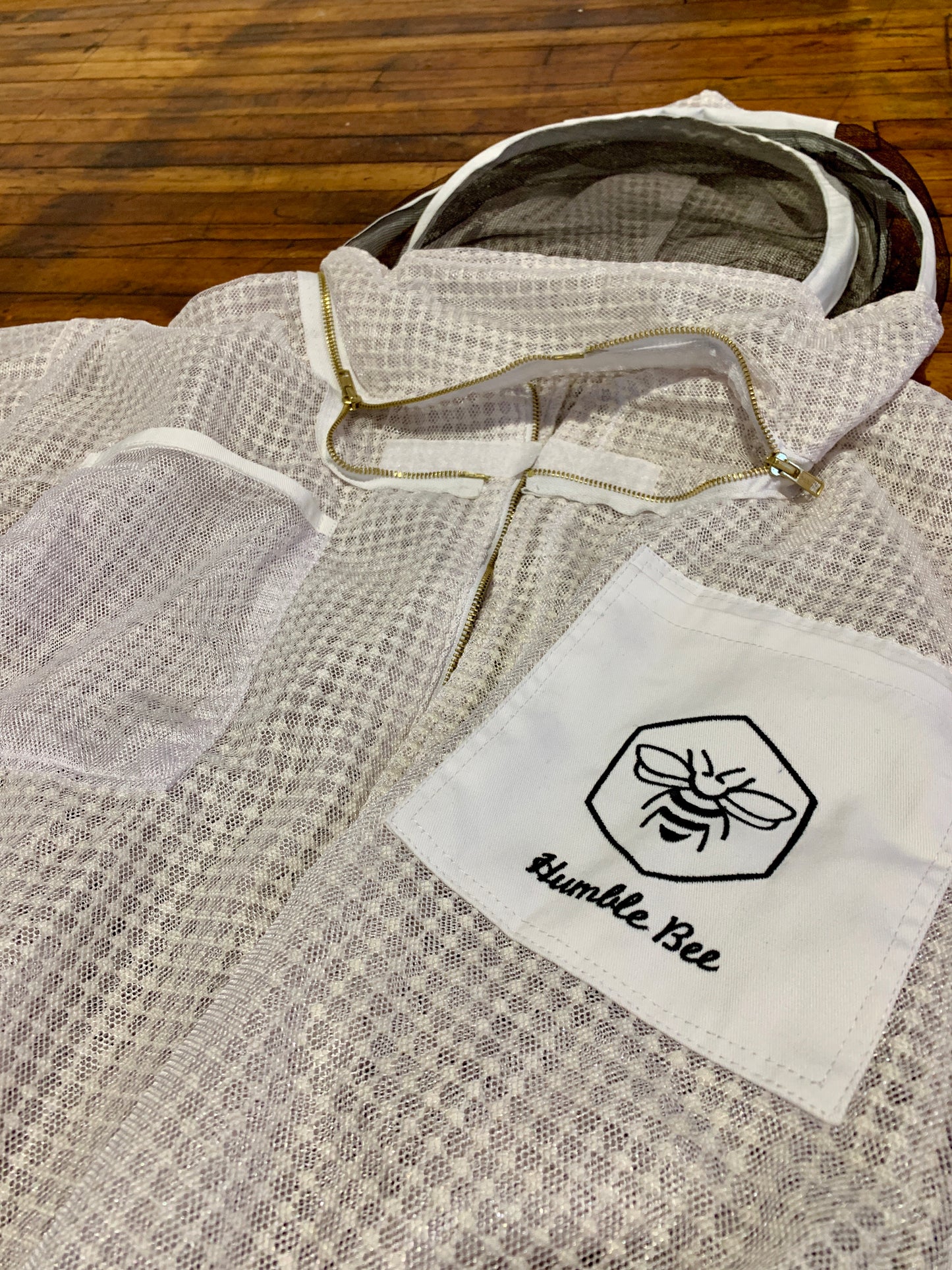 “Stingless” Ventilated Bee Suit
