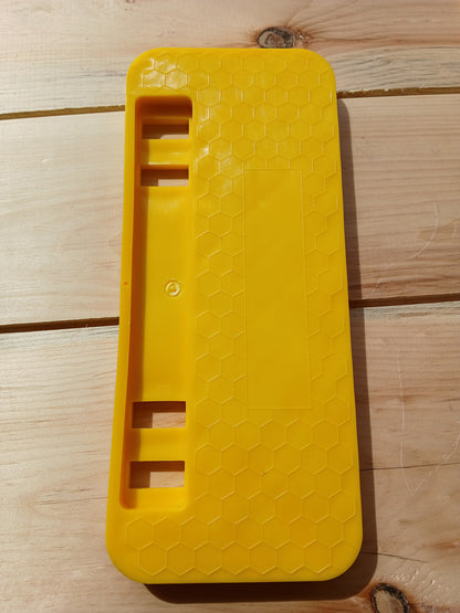 Uncapping Frame Perch