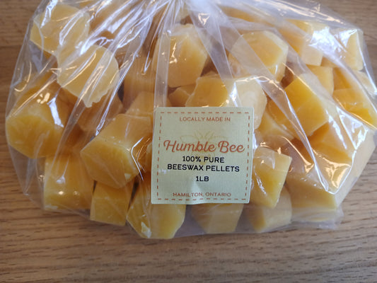 Pure Ontario Beeswax Pellets (1lb)