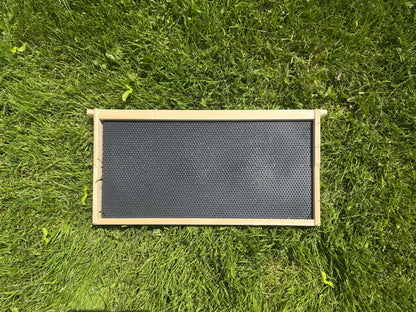 Deep frame, assembled WITH waxed foundation