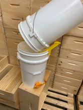 Pail Perch